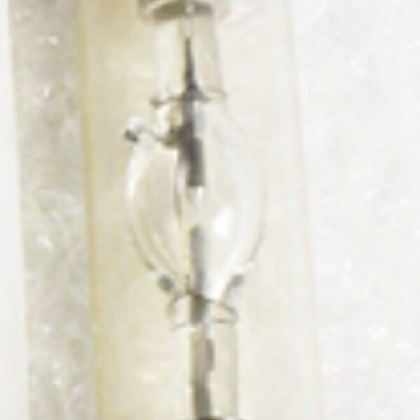 Ilc Replacement For BATTERIES AND LIGHT BULBS UXM200H WW-LY5D-3 - main